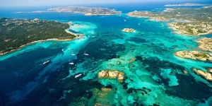 VELEGGIANDO TRA SARDEGNA E CORSICA